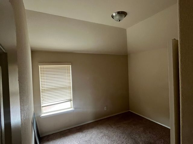 1213 Goffin Drive, Desoto, TX 75115