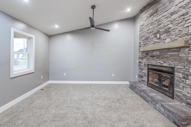 228 E Walnut Street Extension, Danville, OH 43014