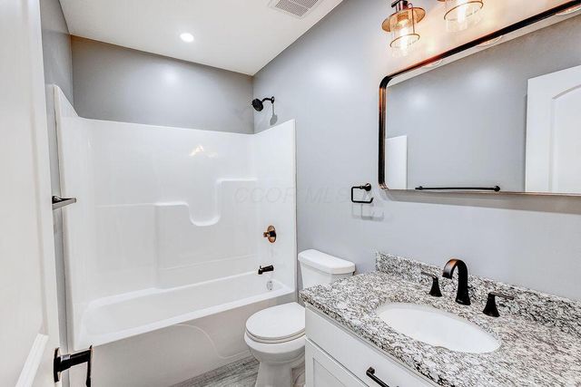 228 E Walnut Street Extension, Danville, OH 43014