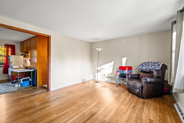 21 Chisholm Road, Kingston, NH 03848