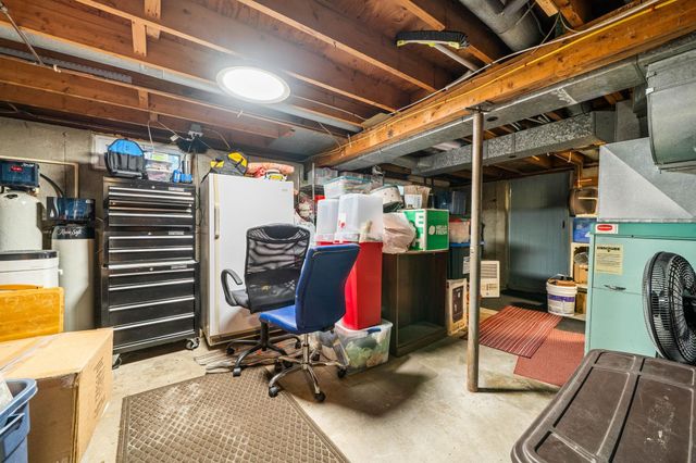21 Chisholm Road, Kingston, NH 03848