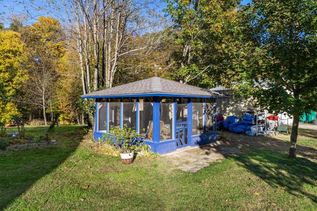 21 Chisholm Road, Kingston, NH 03848