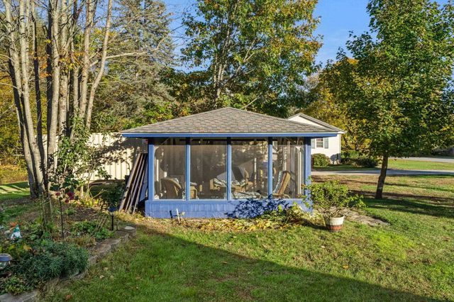 21 Chisholm Road, Kingston, NH 03848