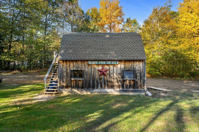 21 Chisholm Road, Kingston, NH 03848