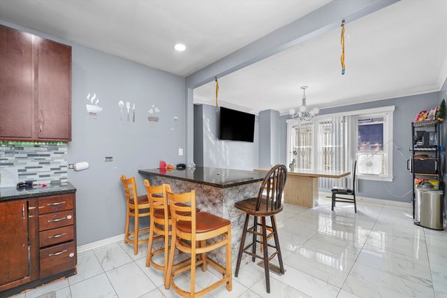 11230 S Vernon Avenue, Chicago, IL 60628