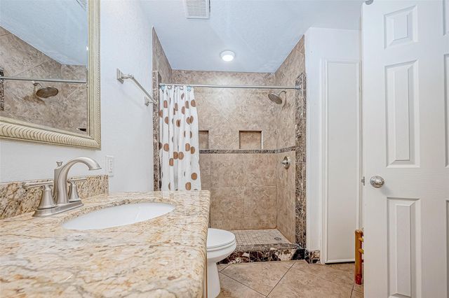 9520 Seawall Blvd 135, Galveston, TX 77554