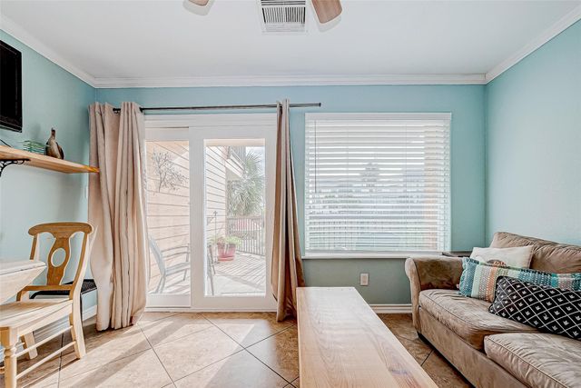 9520 Seawall Blvd 135, Galveston, TX 77554