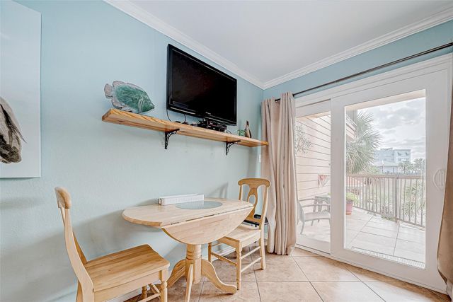 9520 Seawall Blvd 135, Galveston, TX 77554