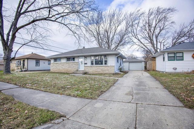 10500 W Rae AVENUE, Milwaukee, WI 53225