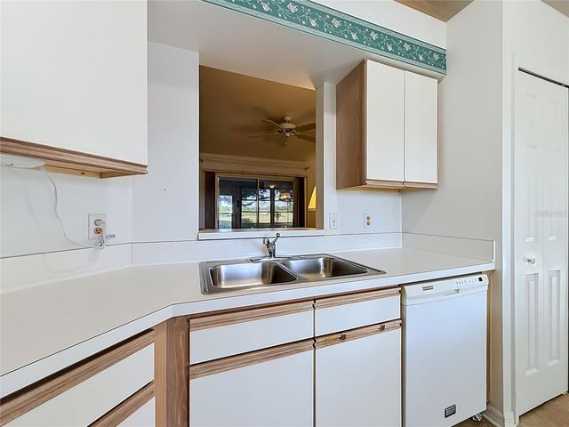 25014 PINE HILL, Leesburg, FL 34748