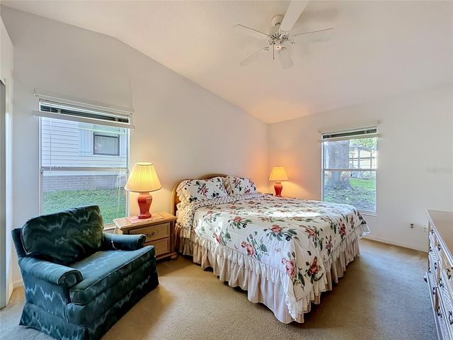25014 PINE HILL, Leesburg, FL 34748
