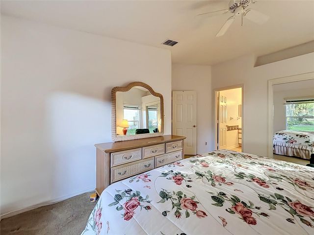 25014 PINE HILL, Leesburg, FL 34748