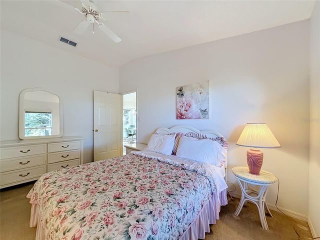 25014 PINE HILL, Leesburg, FL 34748