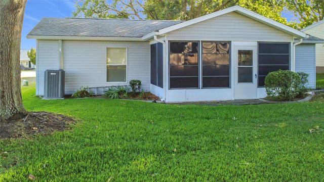 25014 PINE HILL, Leesburg, FL 34748