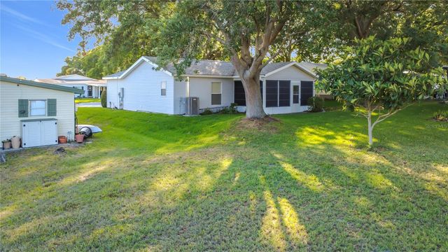 25014 PINE HILL, Leesburg, FL 34748
