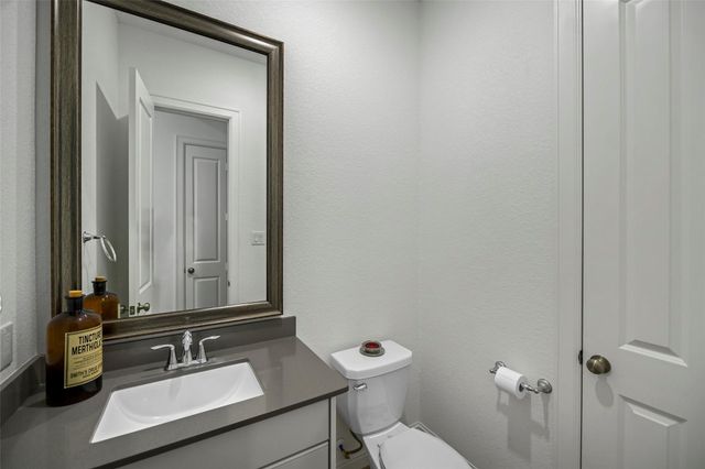 1112 Sienna Forest Lane, Pinehurst, TX 77362