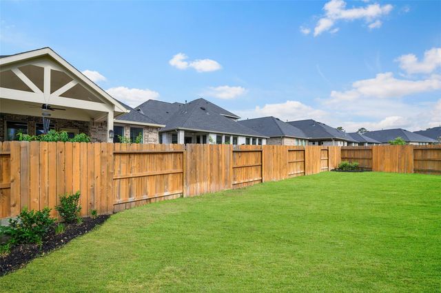 1112 Sienna Forest Lane, Pinehurst, TX 77362