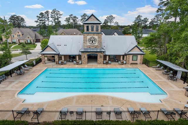 1112 Sienna Forest Lane, Pinehurst, TX 77362