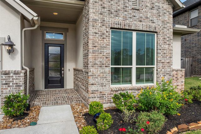 1112 Sienna Forest Lane, Pinehurst, TX 77362