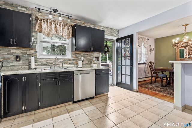 110 White Birch Drive, Waterbury, CT 06708