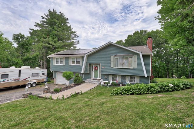 110 White Birch Drive, Waterbury, CT 06708