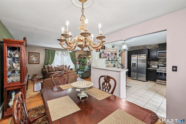 110 White Birch Drive, Waterbury, CT 06708