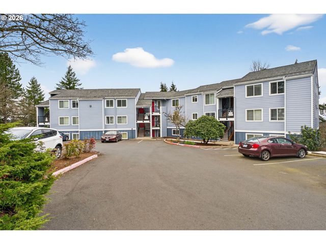 47 EAGLE CREST Dr 13, Lake Oswego, OR 97035