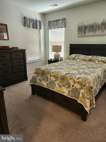 28 PEGASUS LN, Smyrna, DE 19977