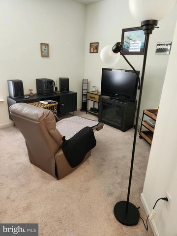28 PEGASUS LN, Smyrna, DE 19977