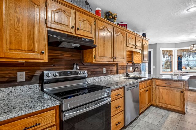 5585 Highway Ab, Fair Grove, MO 65648