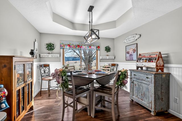 5585 Highway Ab, Fair Grove, MO 65648