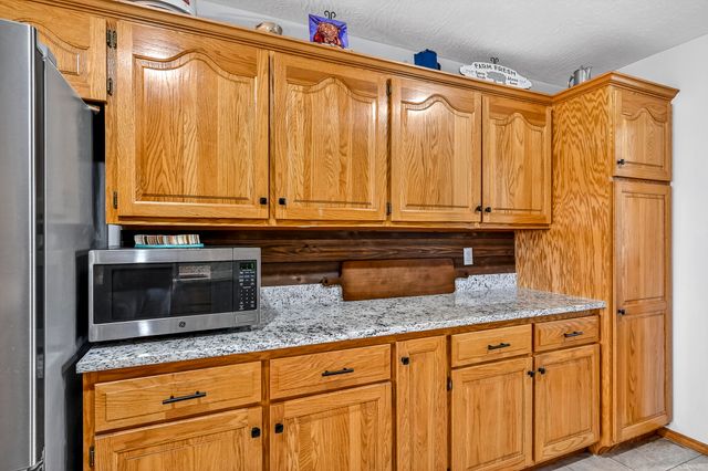 5585 Highway Ab, Fair Grove, MO 65648