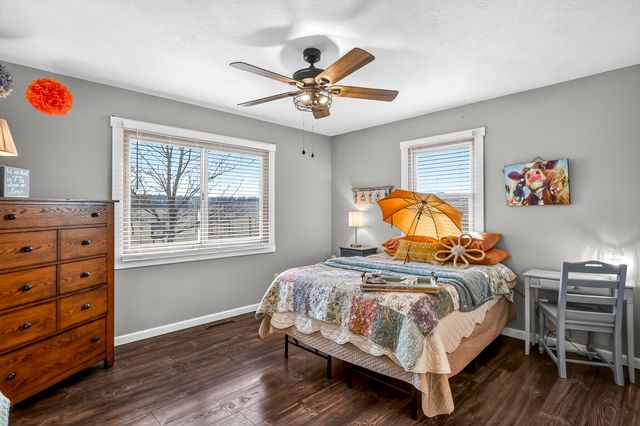 5585 Highway Ab, Fair Grove, MO 65648