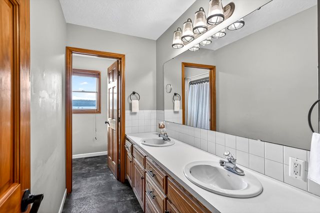 5585 Highway Ab, Fair Grove, MO 65648