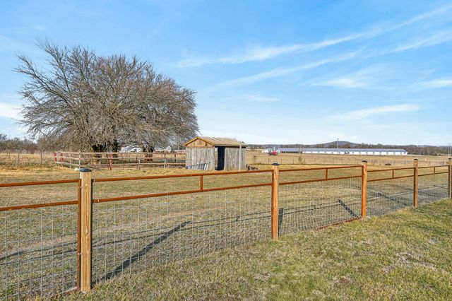 5585 Highway Ab, Fair Grove, MO 65648