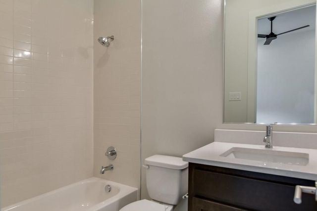 5816 Lindell Avenue 2, Dallas, TX 75206