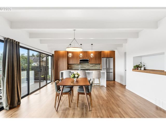 7528 S KELLY Ave, Portland, OR 97219