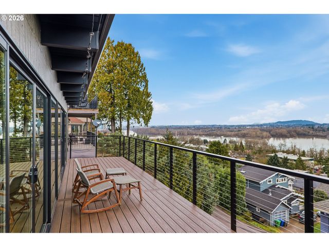 7528 S KELLY Ave, Portland, OR 97219