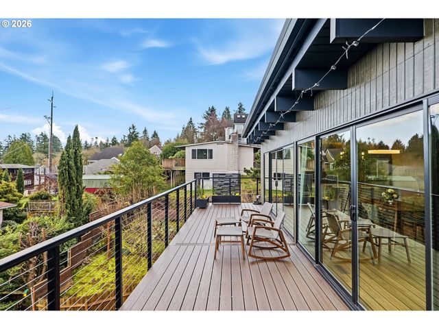 7528 S KELLY Ave, Portland, OR 97219