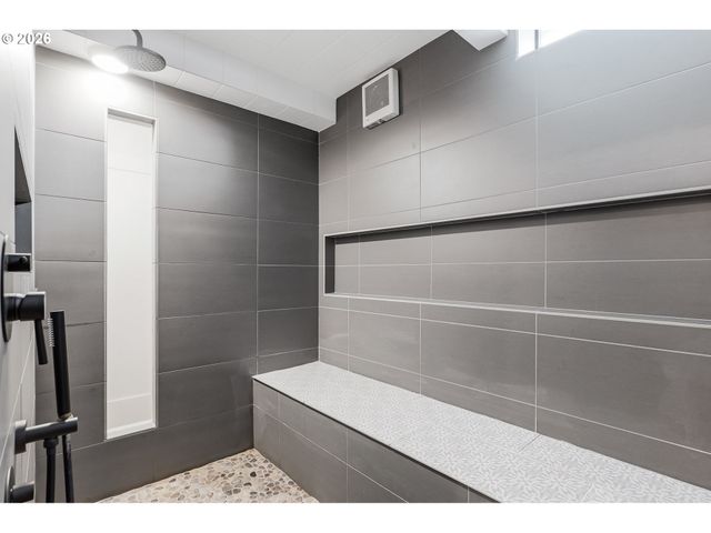 7528 S KELLY Ave, Portland, OR 97219