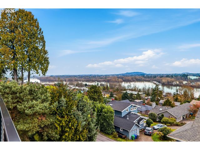 7528 S KELLY Ave, Portland, OR 97219