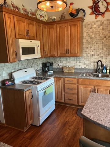 13098 Laurel Glen Court 301, Palos Heights, IL 60463