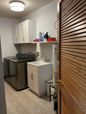 13098 Laurel Glen Court 301, Palos Heights, IL 60463