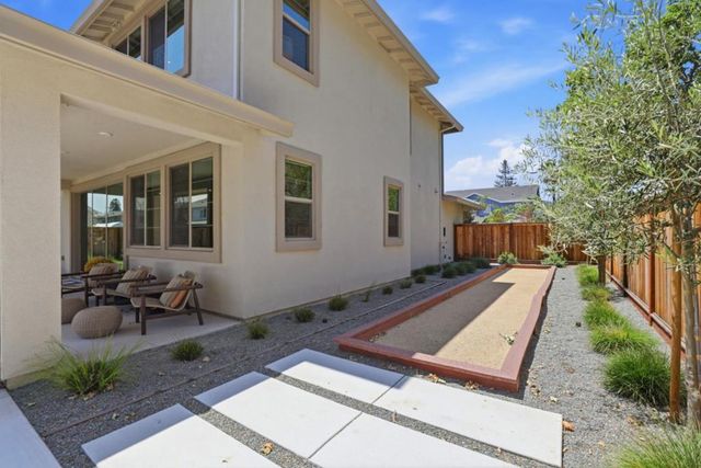 7392 Ailes Court, Gilroy, CA 95020