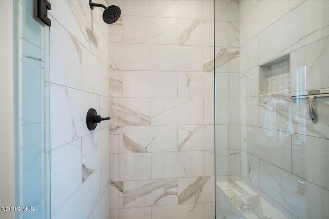 4950 Buckeye Drive, Monclova, OH 43542