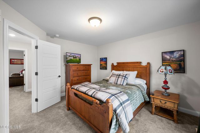 4950 Buckeye Drive, Monclova, OH 43542