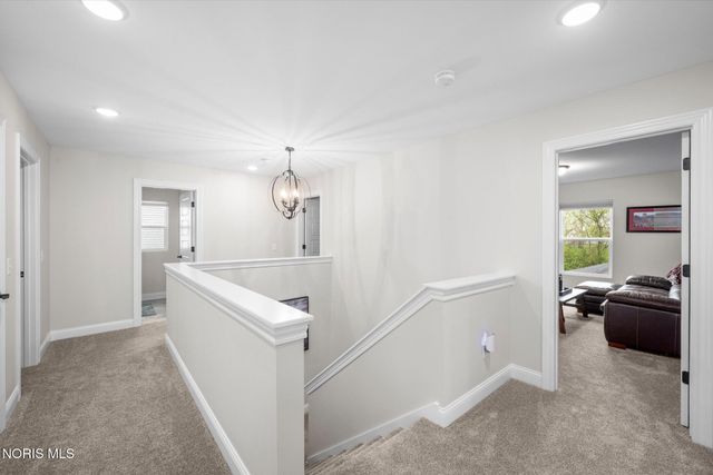 4950 Buckeye Drive, Monclova, OH 43542