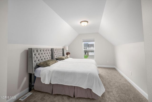 4950 Buckeye Drive, Monclova, OH 43542