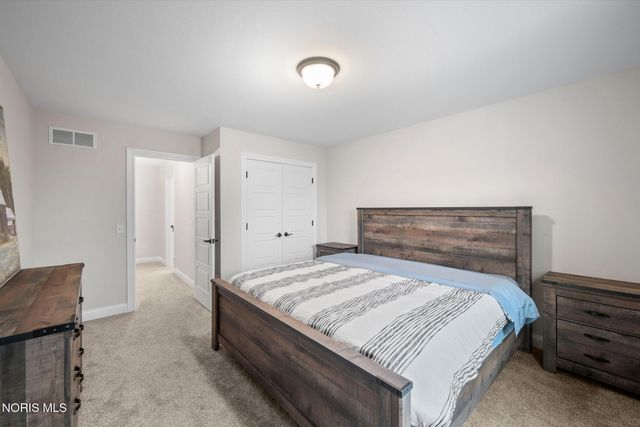 4950 Buckeye Drive, Monclova, OH 43542