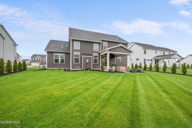 4950 Buckeye Drive, Monclova, OH 43542